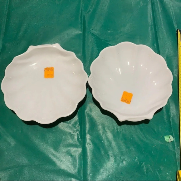 Two vintage seashell soap, dishes - Picture 7 of 9
